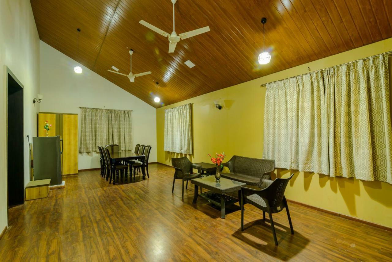 Lake View Holiday Villa Near Sula Wine Yard With 3 Bdrms Nashik Zewnętrze zdjęcie